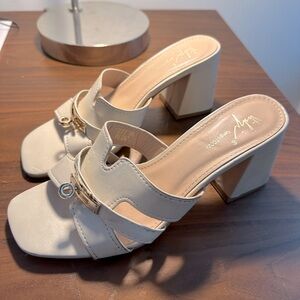Nude heel sandal, 7.5